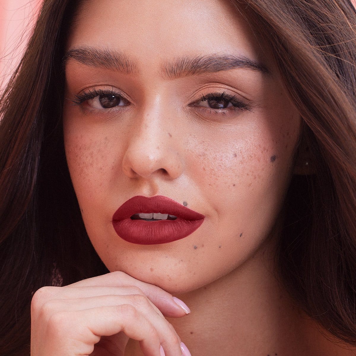 Plumping Lip Liner Delineador De Labios Plump & Pout - Beauty Creations