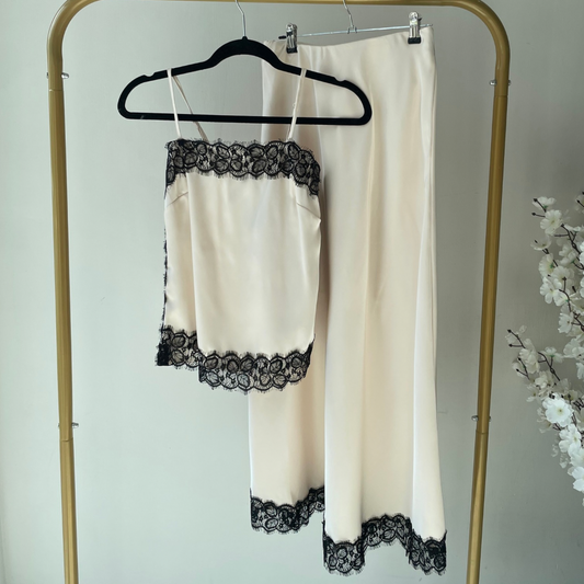 Blusa + Falda satín encaje