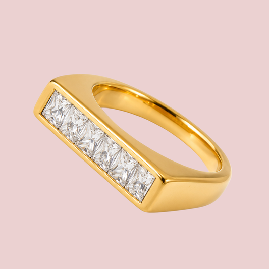 Anillo Barra Zirconia Gold