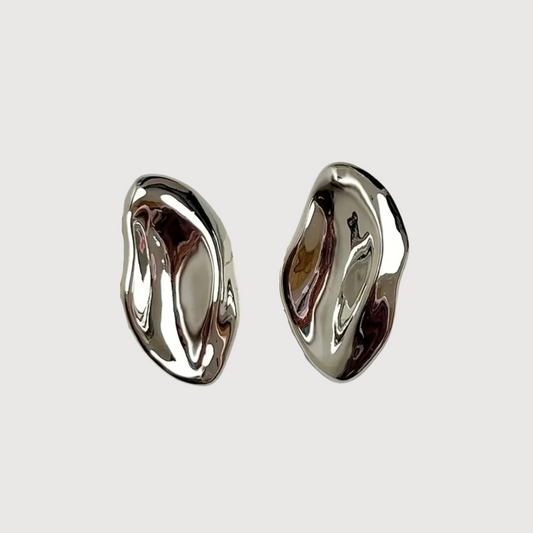 Aretes Nova