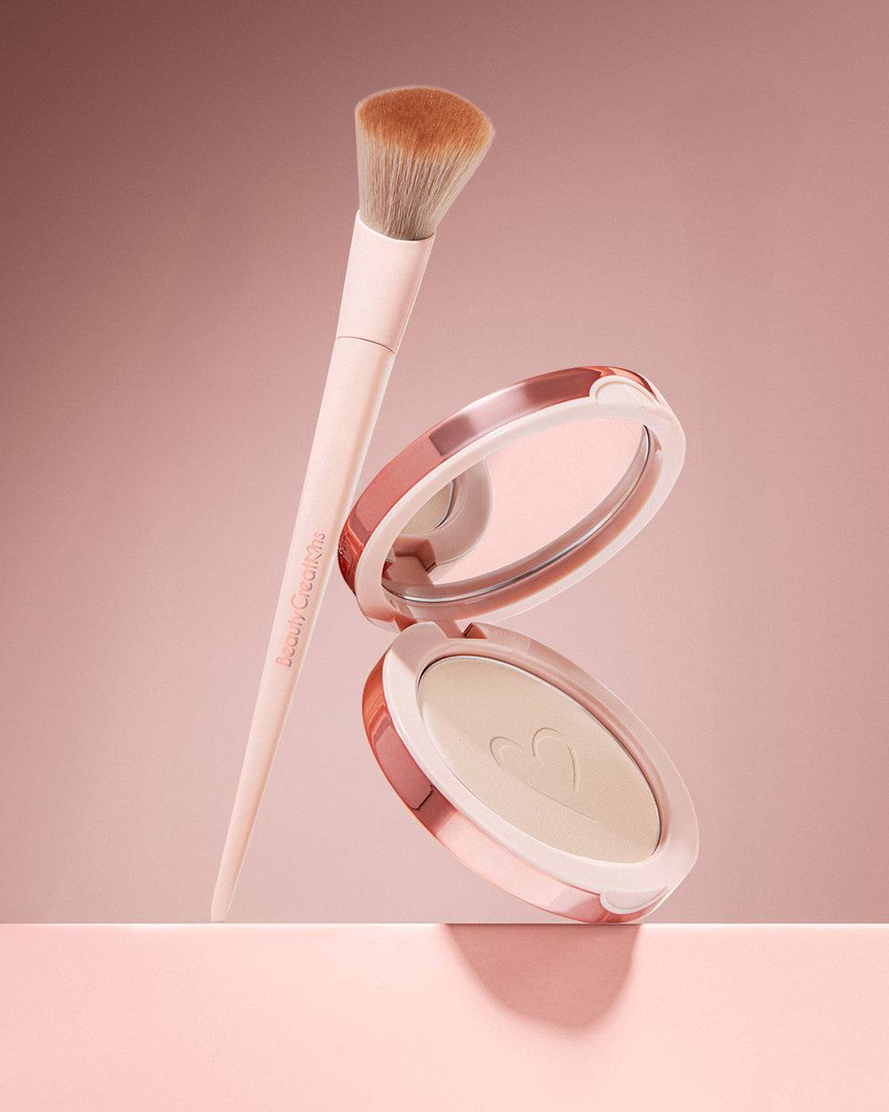 Brocha Para Polvo Pretty Pressed - Beauty Creations
