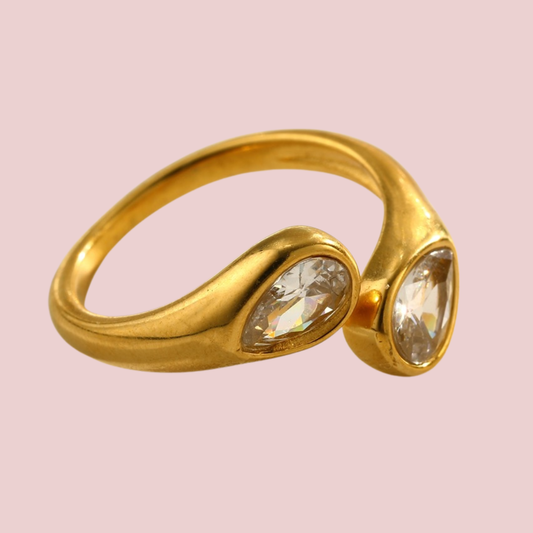 Anillo Hug Oval Zirconia
